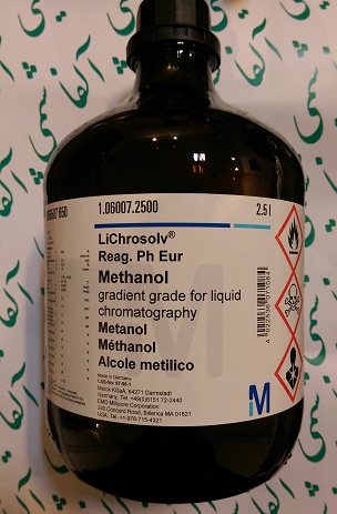 متانول کروموتوگرافی مرک با کد 106007Methanol gradient grade for liquid chromatography LiChrosolv® Reag. Ph Eur. CAS 67-56-1, chemical formula CH₃OH, molar mass 32.04 g/mol.Methyl alcoholCarbinol   