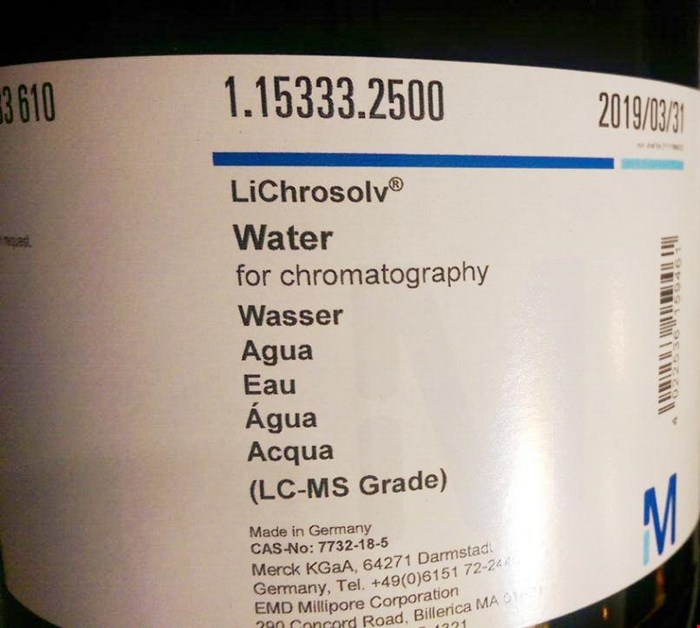 آب کروماتوگرافی مرک آلمان  کد:115333  Water for chromatography LiChrosolv merck 